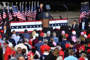 US-VOTE-RALLY-TRUMP