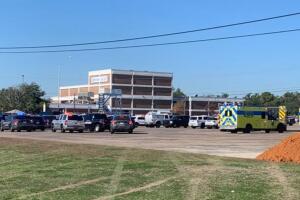 tiroteo Northeast preparatoria Austin ISD policía herido Texas