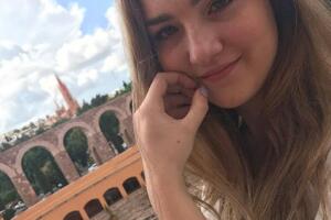 Melenie Carmona