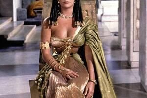 cleopatra-whitewashing.jpg