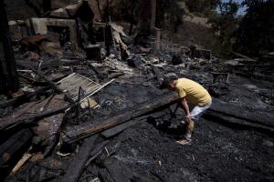 Hispanos pierden casas incendio Edgehill San Bernardino