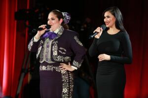 Los mejores duetos del estreno de La Reina de la Canción