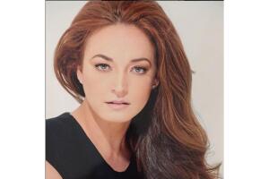 Lourdes Reyes es Sandra Cienfuegos en Mi Vida NO Es una Telenovela