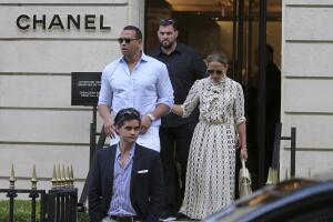 Jennifer Lopez y Alex Rodriguez en Paris