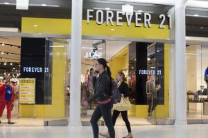 Forever 21 se declara en bancarrota y cerrará sus tiendas en EE. UU., incluyendo 54 en California