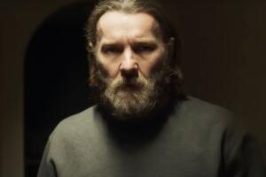 the-stranger-pelicula-netflix-fotos (2).jpg