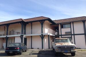 El motel de Whittier donde asesinaron a niña