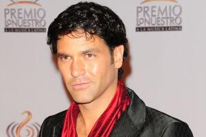 valentino-lanus-actor-premio-lo-nuestro.jpg