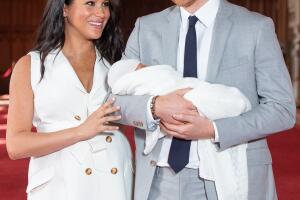 MEghan Markle primer look como mamá