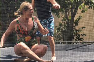 Lety Calderón se divierte con sus hijos