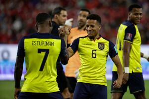 Chile v Ecuador - FIFA World Cup Qatar 2022 Qualifier