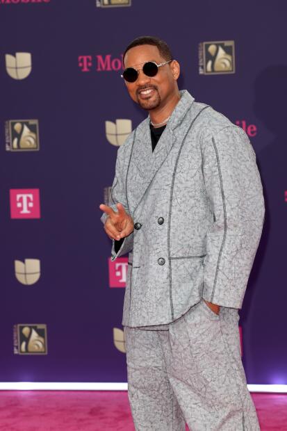 Premio Lo Nuestro 2025 alfombra magenta