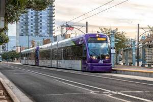 Valley Metro ofrecerá viajes gratuitos en Año Nuevo para que celebres responsablemente