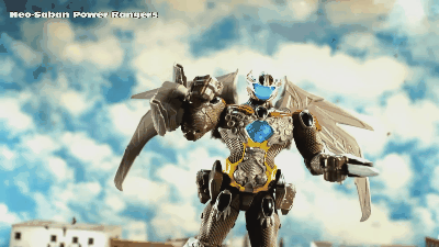 Megazord y Goldar
