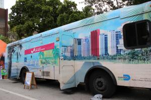Concurrida la Feria Internacional del Libro en Miami