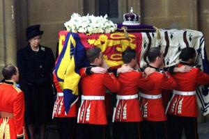 BRITAIN-QUEENMUM-FUNERAL COFFIN