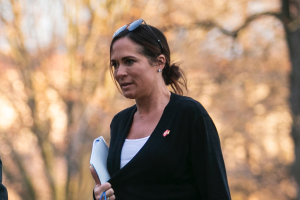 Stephanie Grisham, ex directora de comunicaciones de la primera dama Melania Trump y ahora secretaria de prensa de la Casa Blanca, el 10 de marzo de 2019 en Washington, DC.