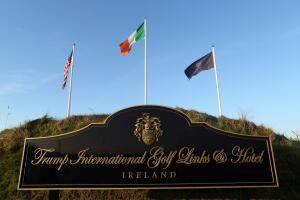 IRELAND-US-POLITICS-BUSINESS-GOLF