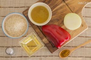 como-hacer-arroz-amarillo.jpg