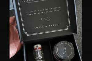 El regalo de Sofía Castro y Pablo Bernot a los testigos