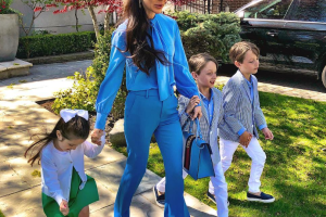 Jessica Mulroney y sus hijos Ivy, Brian y John