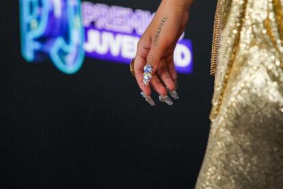 Lista Completa De Ganadores De Premios Juventud 2019 Anuel Aa Y Bad Bunny Maximos Ganadores Premios Juventud Univision Kanales victorino lopez video oficial 2017 exclusivo. ganadores premios juventud