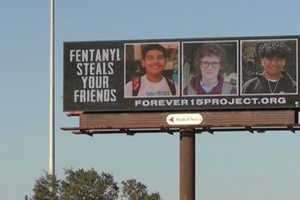 muerto sobredosis fentanilo estudiantes Texas Hays