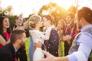 Mujer considera cancelar su boda con novio vegano