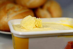 Rolls and margarine