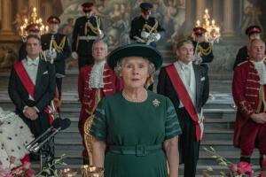 the-crown-reina-isabel-serie-netflix-