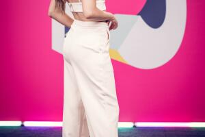 ALFOMBRA AZUL PREMIOS JUVENTUD 2018