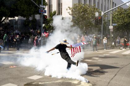 Protestas en Los Ángeles por redadas