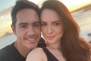 mauricio-ochmann-paulina-burrola.jpg