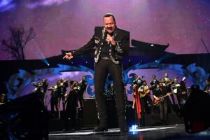 iHeartRadio Fiesta Latina - Show