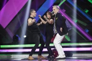 No te puedes perder el candente baile en que compitieron Galilea y Bosé contra Karol y Albertano