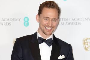 tom-hiddleston-regreso-look-de-loki.jpg