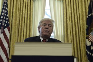 Trump tiene una relación bastante mala con los medios en general.