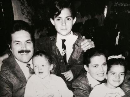 Esta Es La Dura Carta De Ernesto D Alessio Donde Revela Lo Que Sufrio Durante La Crianza De Sus Padres Famosos Univision