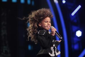 Beba protagoniza 'Mala nochecita no'