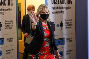 Jill Biden visitará centro de vacunación en Arizona este miércoles