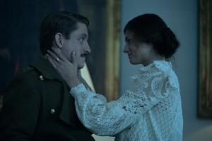 Matthew Duckett as Clifford, Emma Corrin as Lady Constance in Lady Chatterley's Lover - Parisa Taghizadeh Netflix.jpg