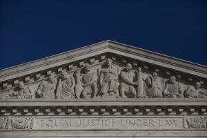 Frente de la Corte Suprema de Justicia en Washington DC.
