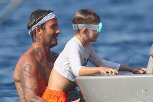 EXC David Beckham - Victoria Beckham - Sir Elton John - Harper Beckham - Brooklyn Beckham - David Furnis