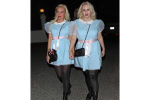 rebel-wilson-disfraz-halloween-hermanas-resplandor.jpg