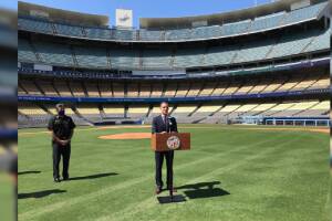 Dodger Stadium (8).jpg