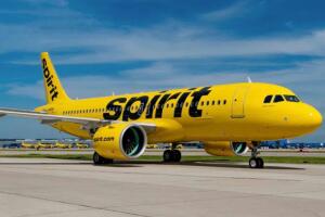 spirit airlines filadelfia pasajeros fin operaciones reembolso boletos vuelos