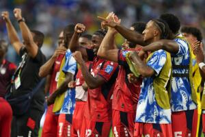 Cape Verde Uruguay WCup Soccer.  