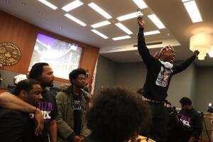Hundreds Attend Sacramento City Council Meeting On Death Of Stephon Clark