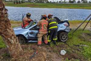 CHOQUE CARRO/Photo Aug 23, 14 21 56.jpg