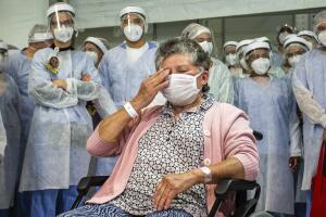 Brazil: 1000th Covid-19 discharge at Ibirapuera Hospital